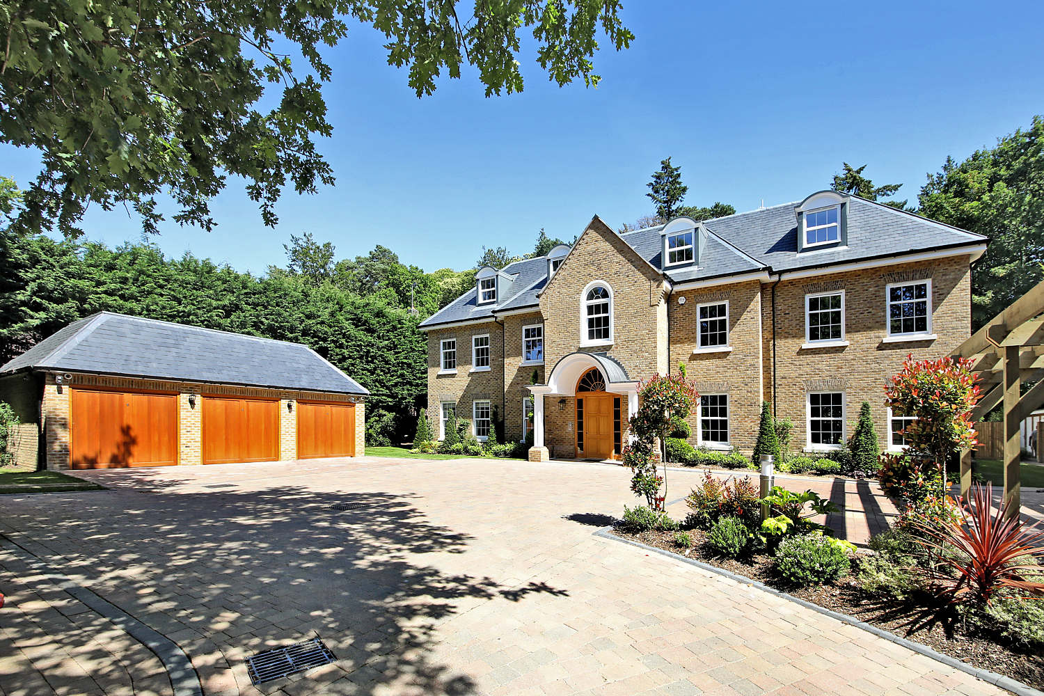 Kebbell Luxury New Home Gallery