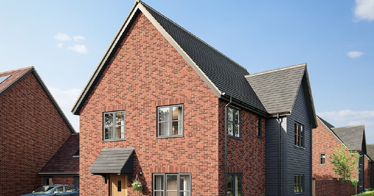 detached home with garage